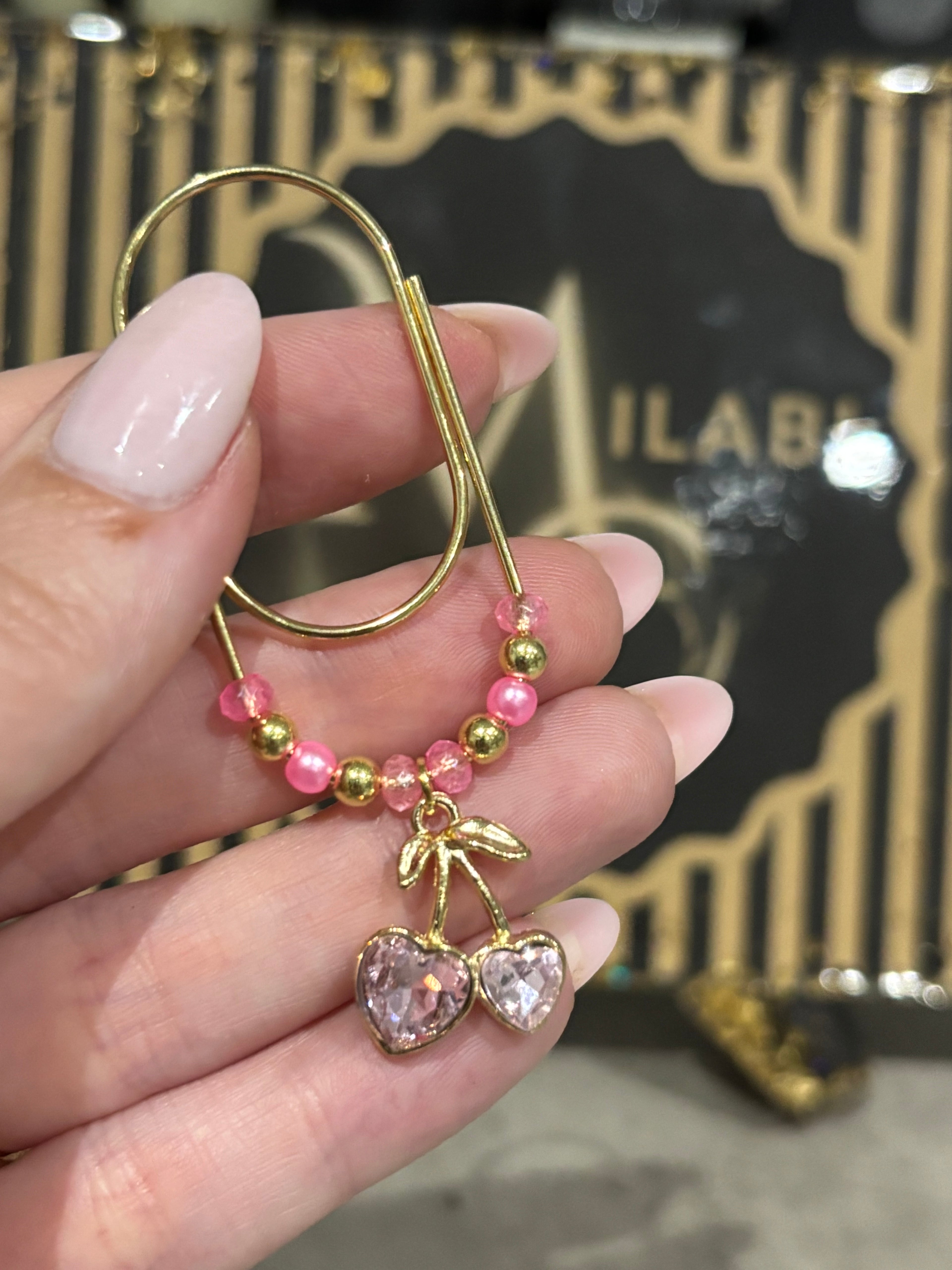 Diamond cherry hearts (pink)