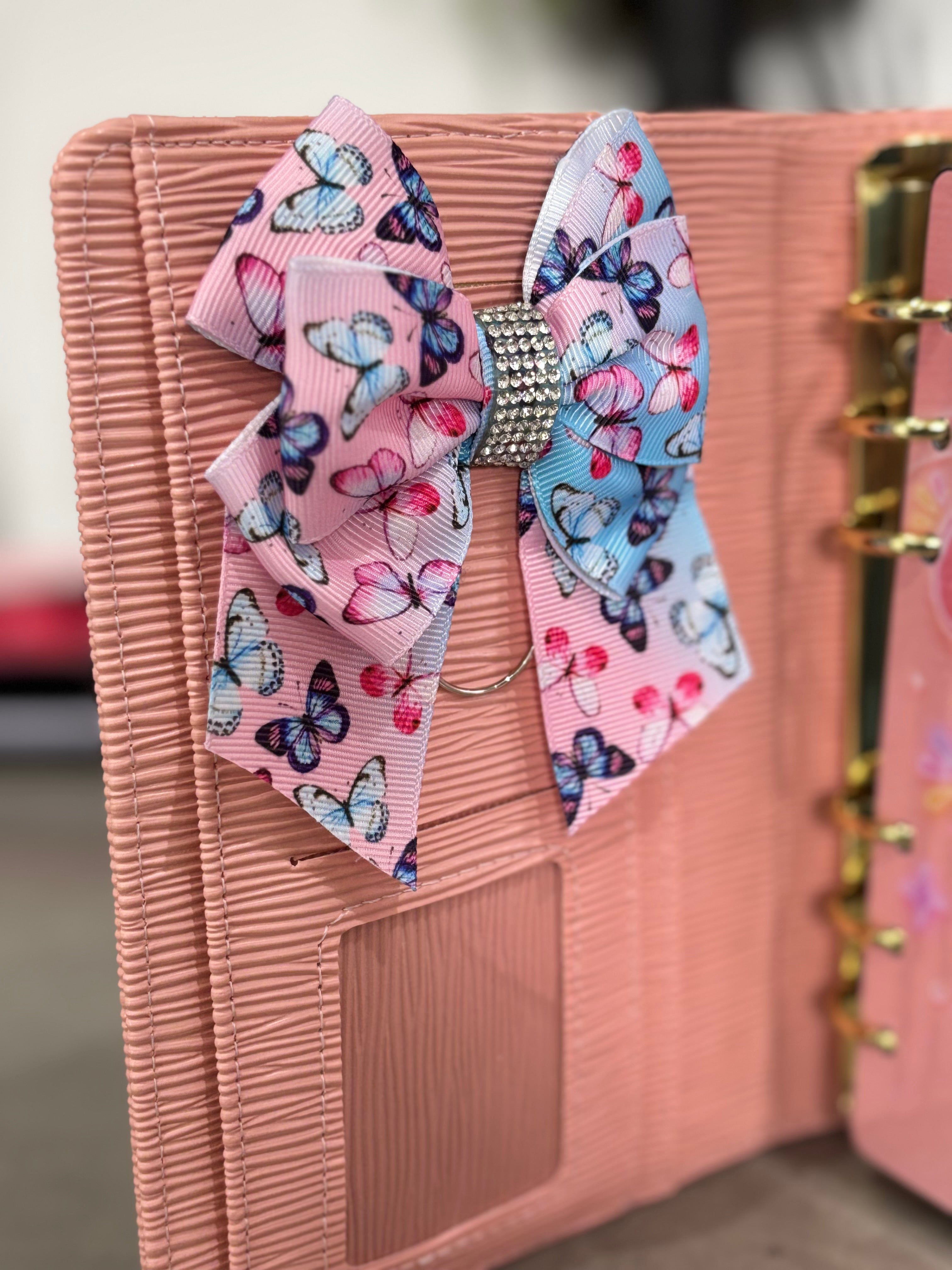 Butterflies bow binder clip