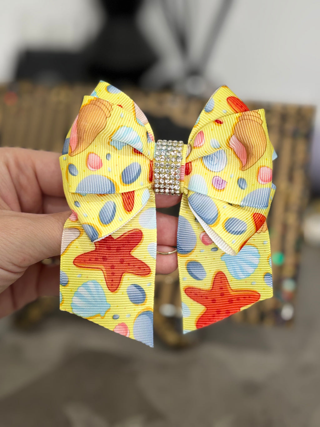Seashells bow binder clip