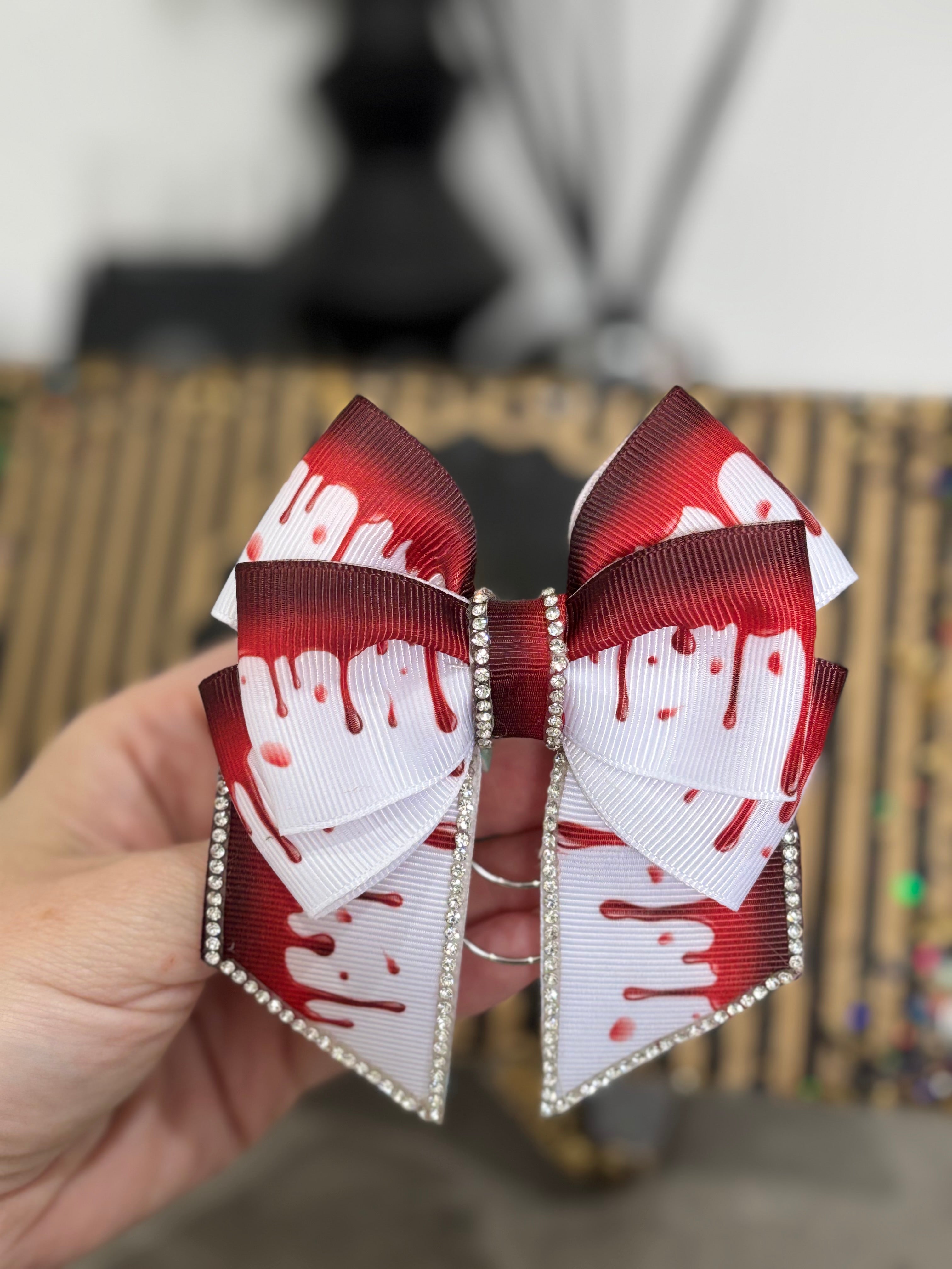 Bloody bow binder clip