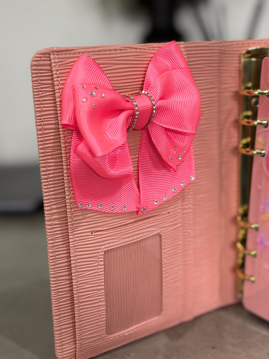 Pink bow binder clip