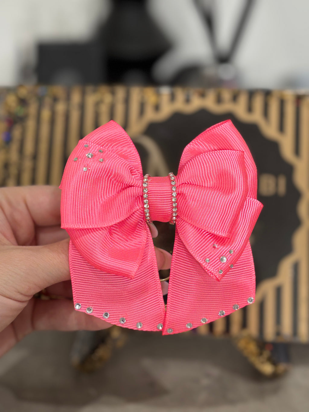 Pink bow binder clip